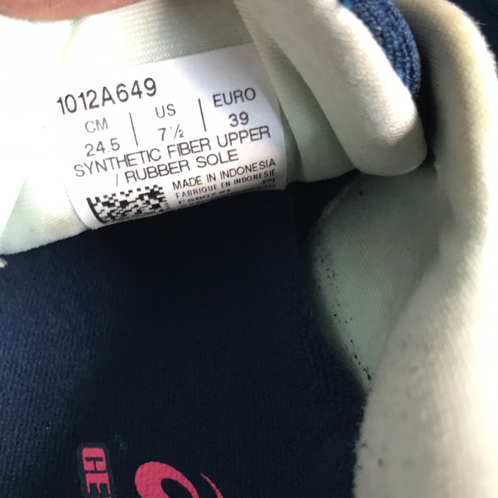 Asics Sneakers - Picture 6 of 7